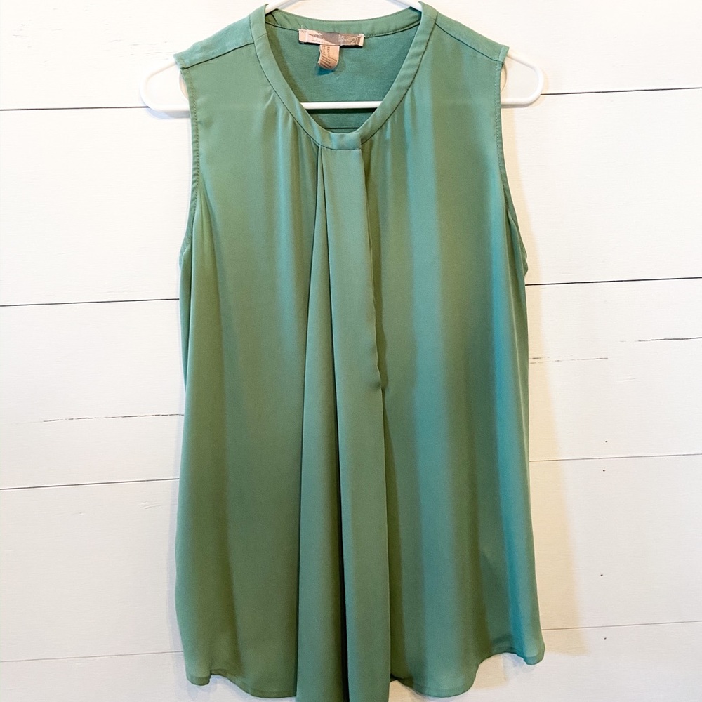 Forever 21 Sleeveless Blouse